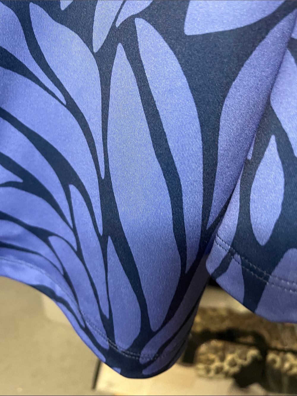 Vineyard Vines cornflower & navy stretch Long Sleeve Top - Picture 3 of 3